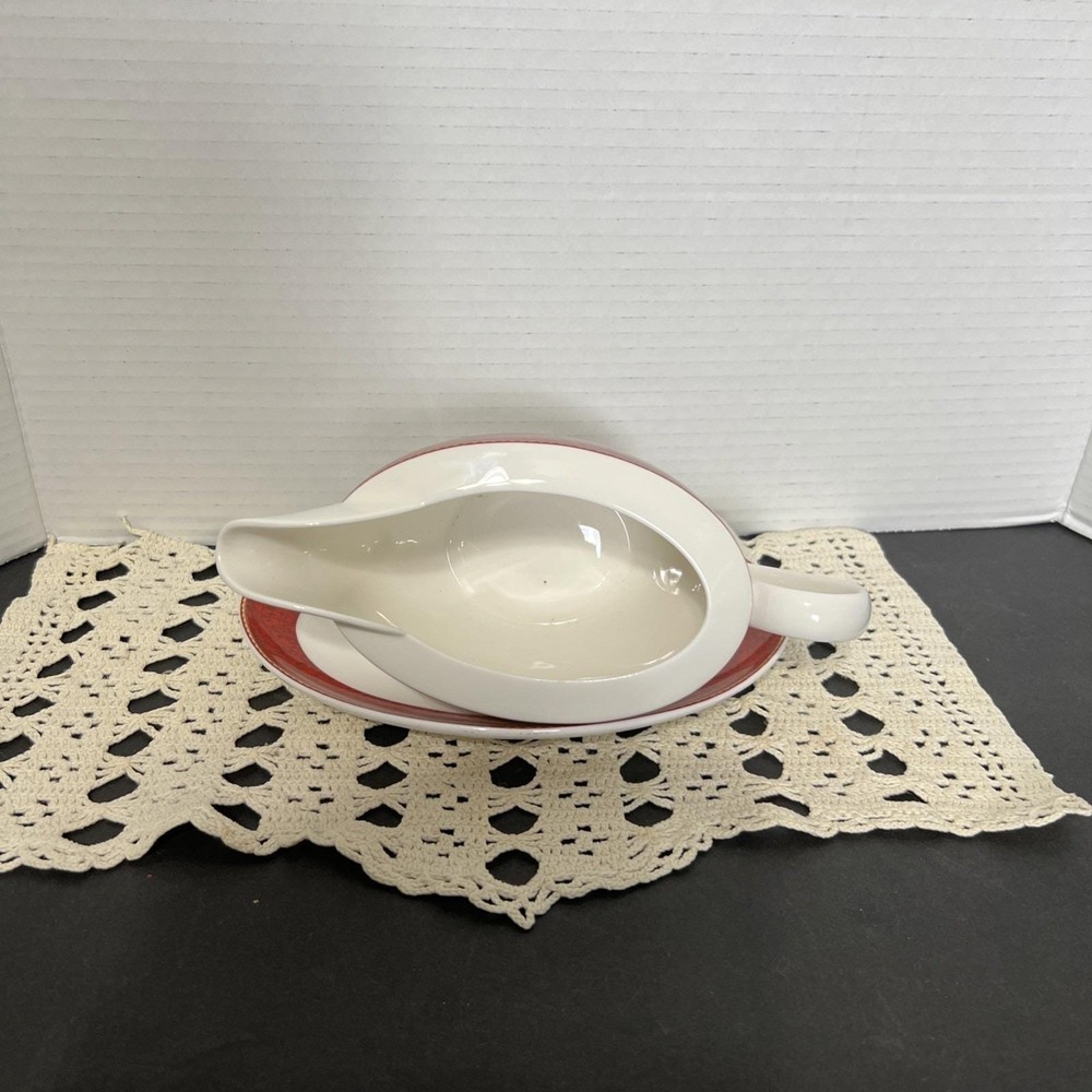 Hallmark Sakura Gravy Boat & Tray White & Red Trim Holiday Abundance - Picture 4 of 4